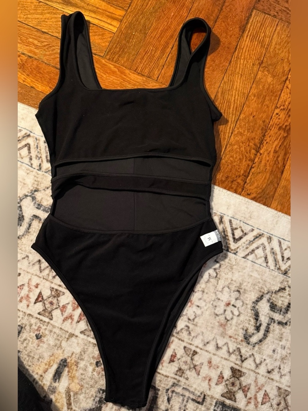 Women’s Medium Black 2 Front Cut-Out Slits Back Zipper Soft NWOT
